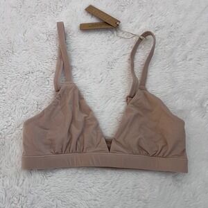 Skims Women's Fits Everybody Triangle Bralette Mica Tan Size XXS BR-TRI-2024 NWT